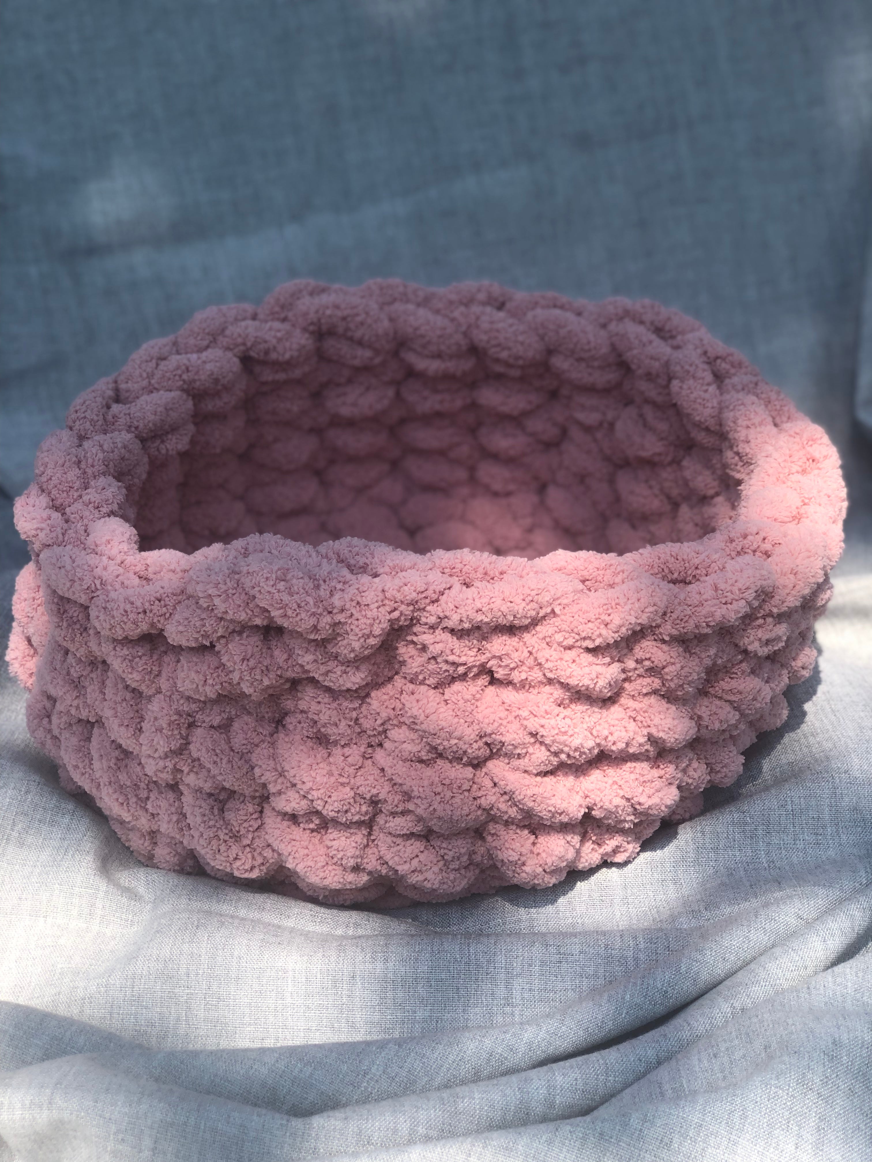 Plush Knit Pet Bed/Basket
