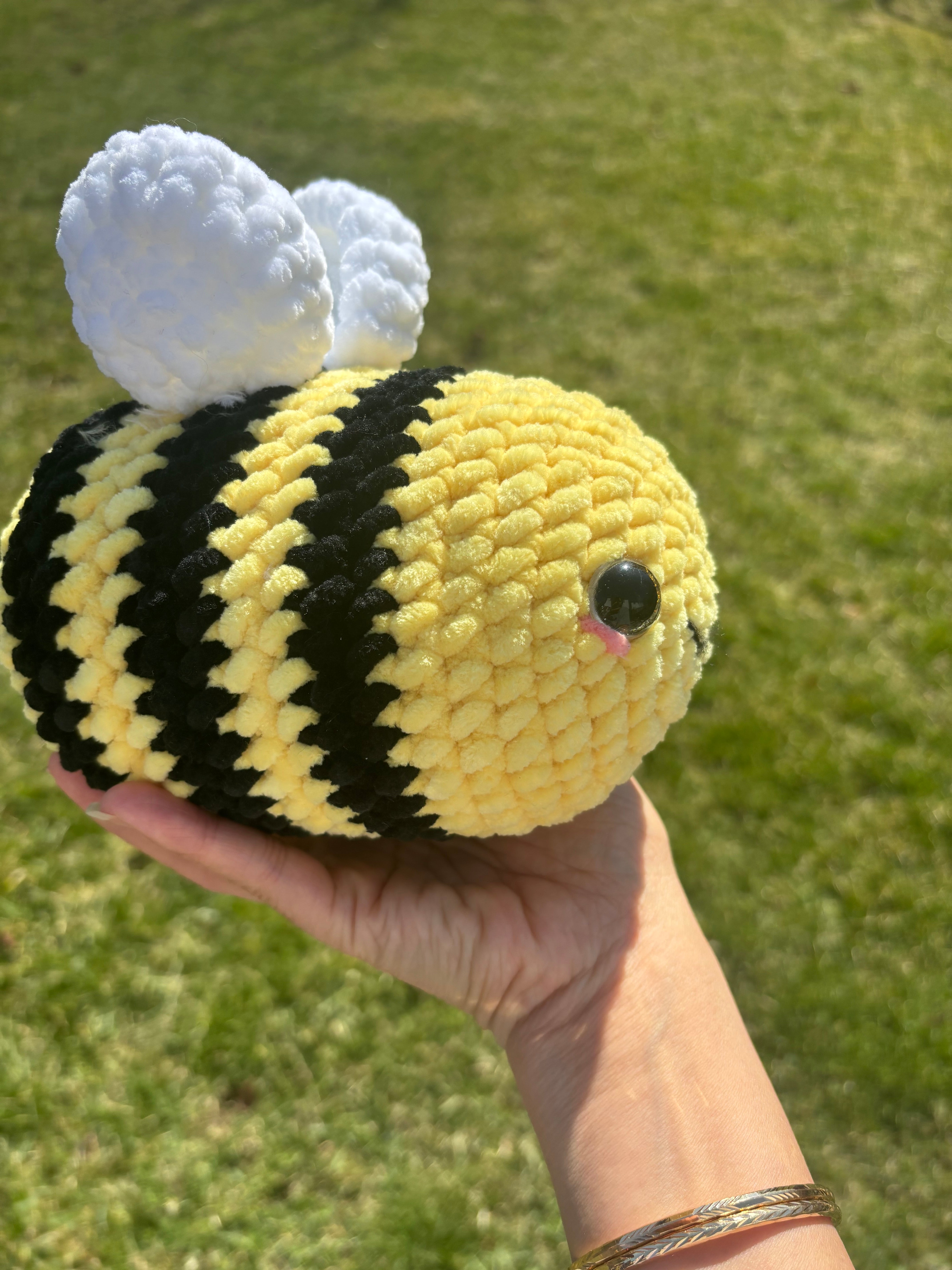 Rob-Bee Plushie
